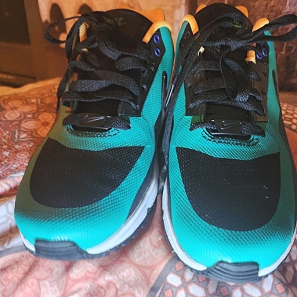 Re-List:🔥Nike Air Max LTD 3 Mod 1, Safari Black, Emerald Green, & White, US9.5 - Picture 2 of 8